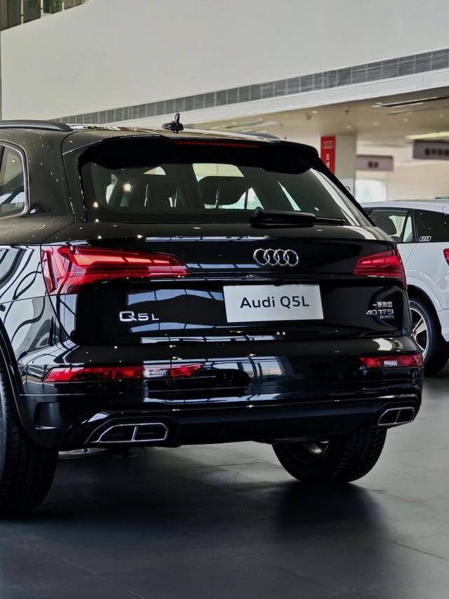 想買奧迪Q5L的注意!全新車型或2026年上市,當(dāng)下抄底現(xiàn)款更劃算-有駕 想買奧迪Q5L的注意!全新車型或2026年上市,當(dāng)下抄底現(xiàn)款更劃算-有駕