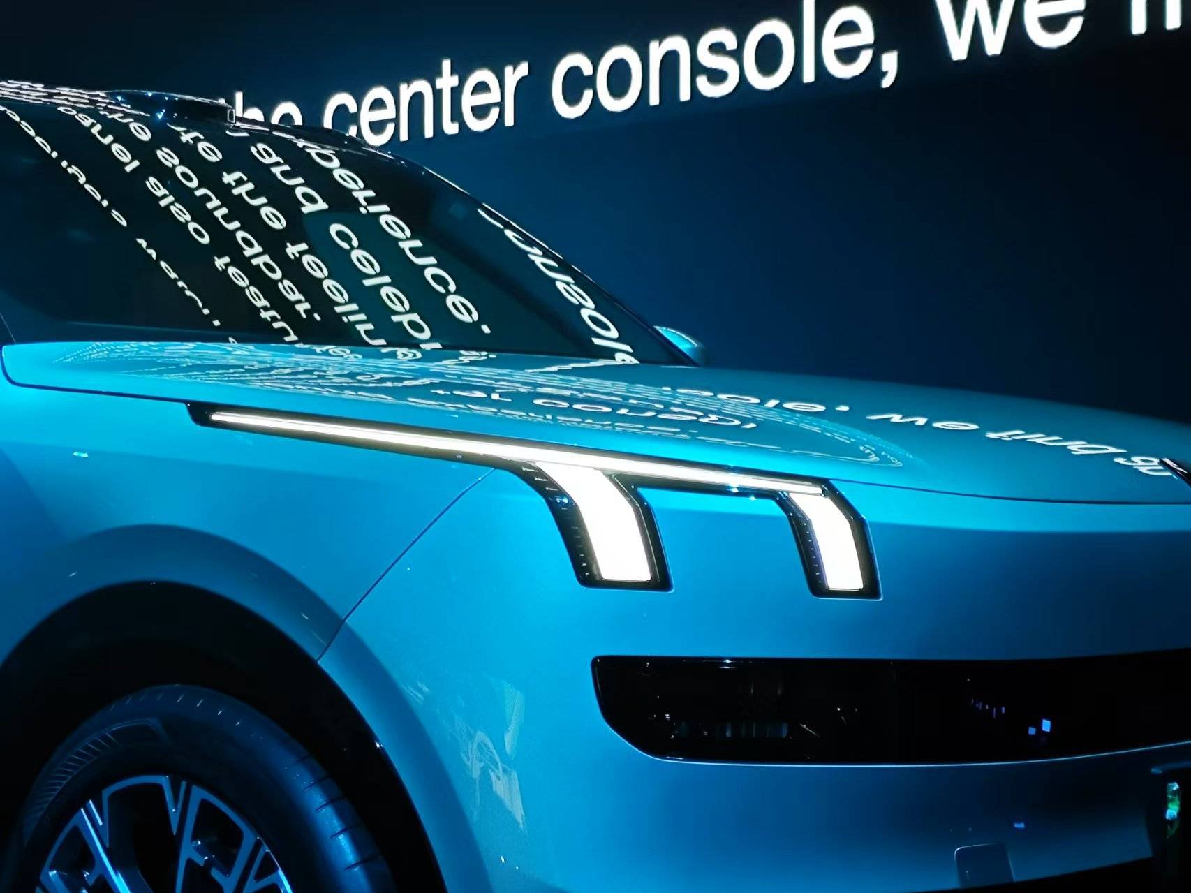 領(lǐng)克900首發(fā):SPA Evo架構(gòu)旗艦SUV,能否撼動大型SUV市場?