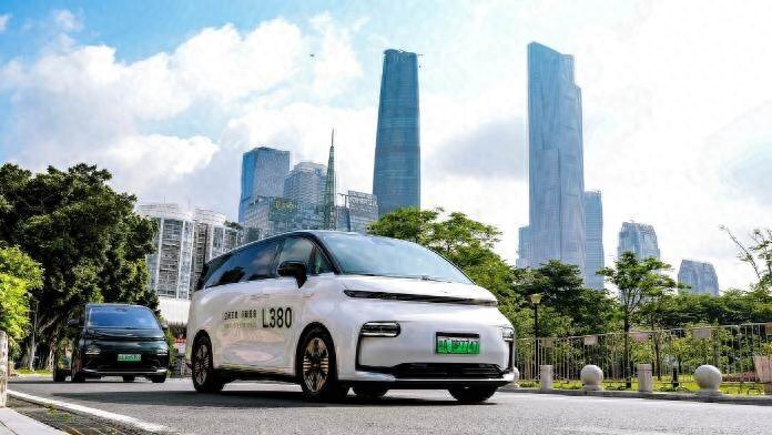 吉利銀河翼真L380廣州上市測評,空間更有競爭力