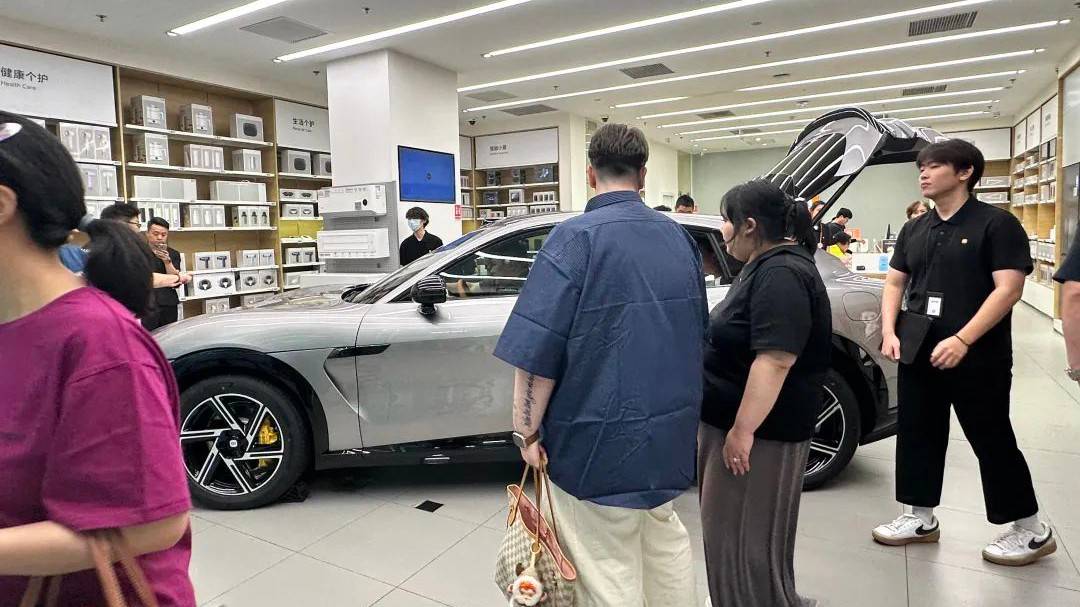 新勢(shì)力1年內(nèi)造不出來(lái)?極氪9X發(fā)布,是吉利不服華為小米