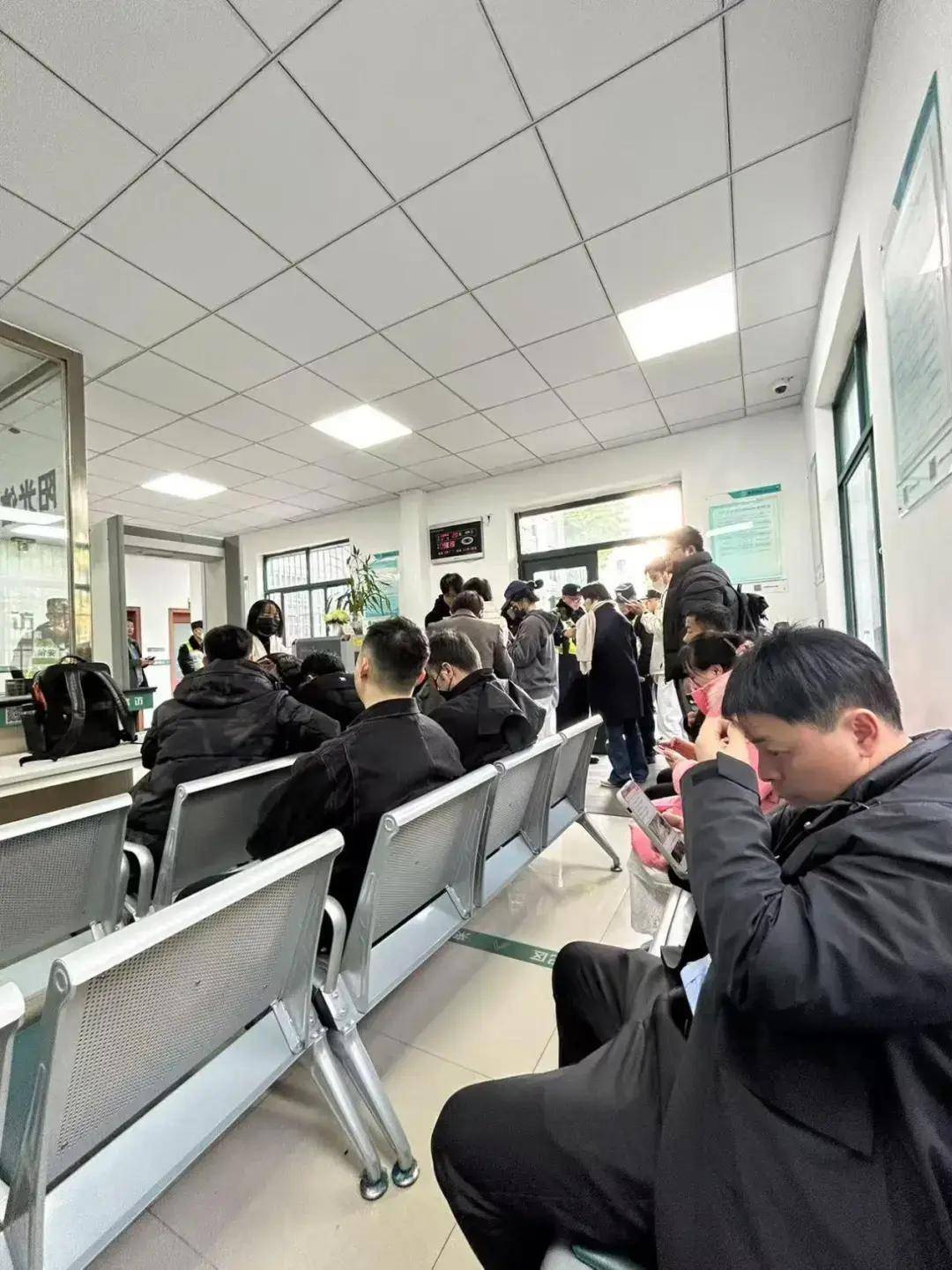 極供應(yīng)商自白:過完發(fā)薪日,又得擔心30天