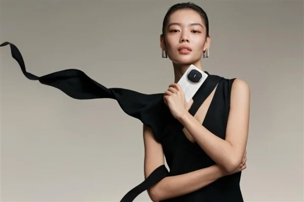 首發(fā)麒麟新平臺(tái)！華為Mate X7參數(shù)曝光