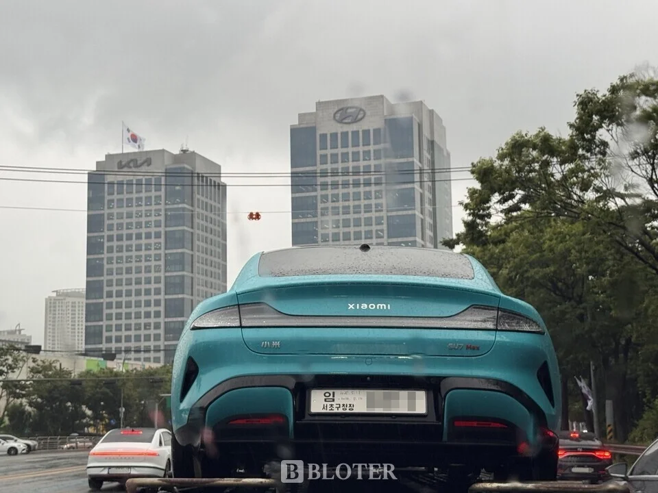小米SU7出現(xiàn)在韓國街頭,韓媒稱買家為現(xiàn)代汽車 小米SU7出現(xiàn)在韓國街頭,韓媒稱買家為現(xiàn)代汽車