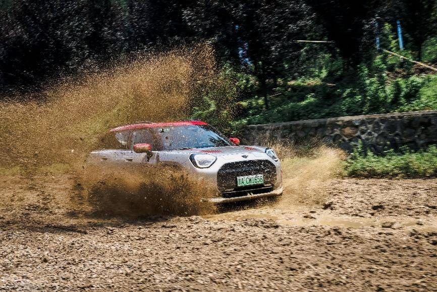 體育生的底子+工程師的腦子=MINI全面運(yùn)動(dòng)會(huì)拉力賽“尖子生”