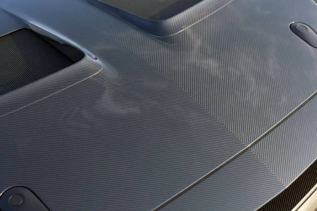 福特發布全新Mustang GTD Liquid Carbon,全碳車身要多帥有多帥