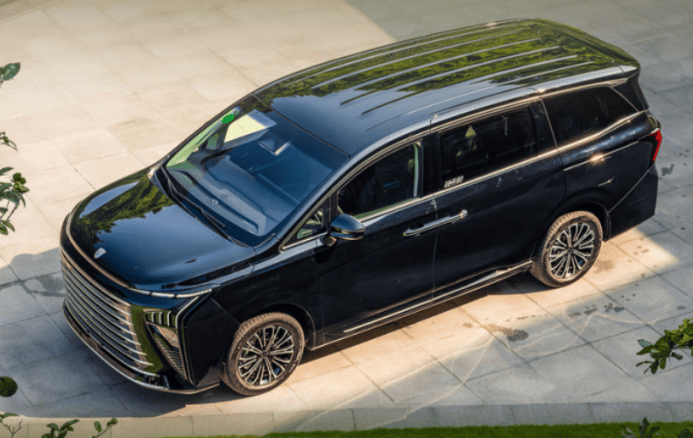 星海V9越享系列:全面升艙,18萬(wàn)不到就能買(mǎi)中大型插混MPV?