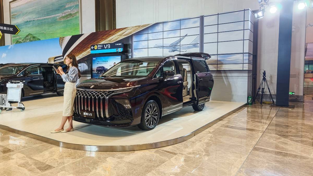 17.99萬起售,純電續航200km,新款星海V9值得買嗎?