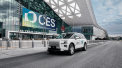 海外加價搶購,極氪9系究竟構建了怎樣的“東方豪華”競爭力?