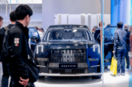 海外加價搶購,極氪9系究竟構建了怎樣的“東方豪華”競爭力?